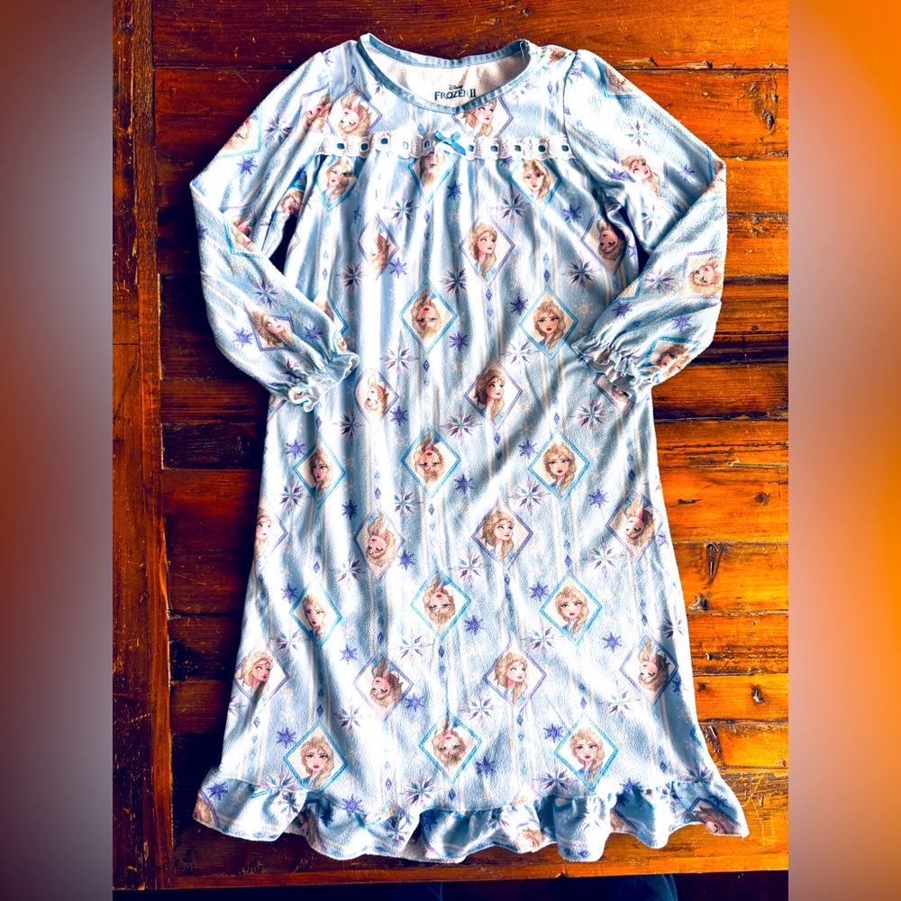 Disney Frozen II Elsa Nightgown